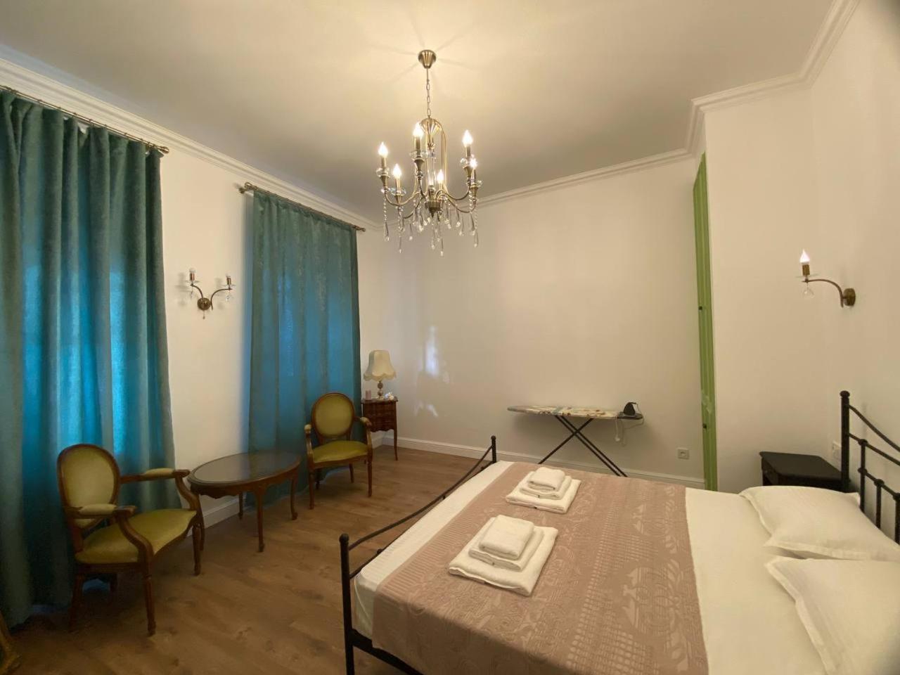 Apartments Margarita Tbilisi Buitenkant foto
