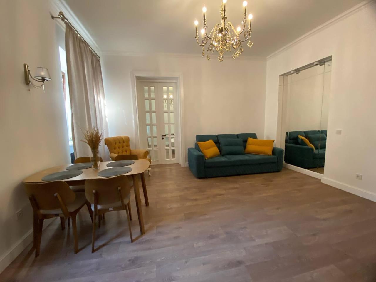 Apartments Margarita Tbilisi Buitenkant foto