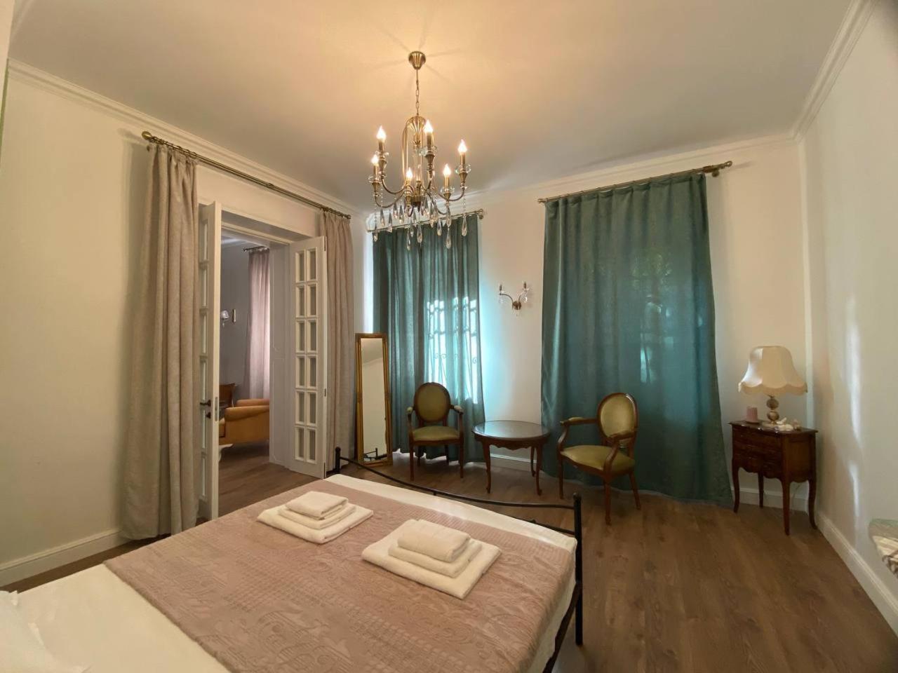Apartments Margarita Tbilisi Buitenkant foto